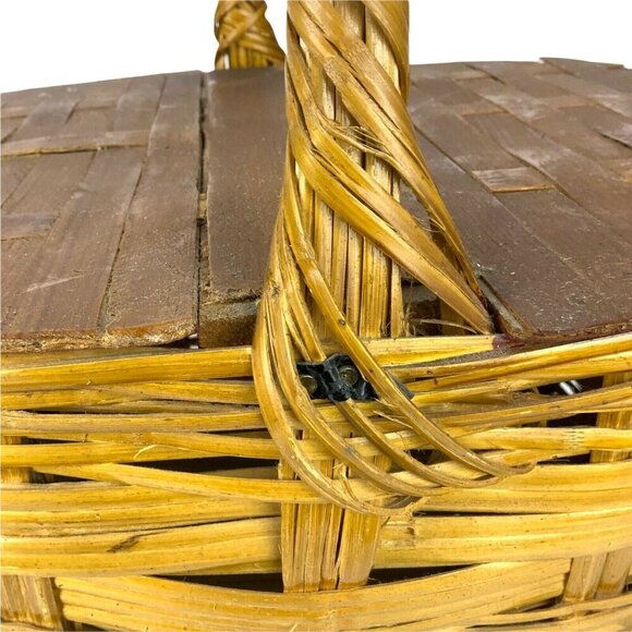 Vintage Wicker Picnic Basket With Wood Double Hinged Lid Farmhouse Style - Picture 10 of 12